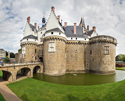 Séjourner dans un château fort
